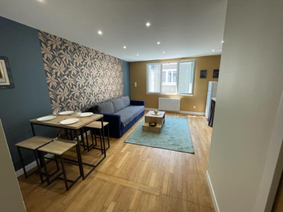 Chic'N Chill Lägenhet Issoudun Exteriör bild